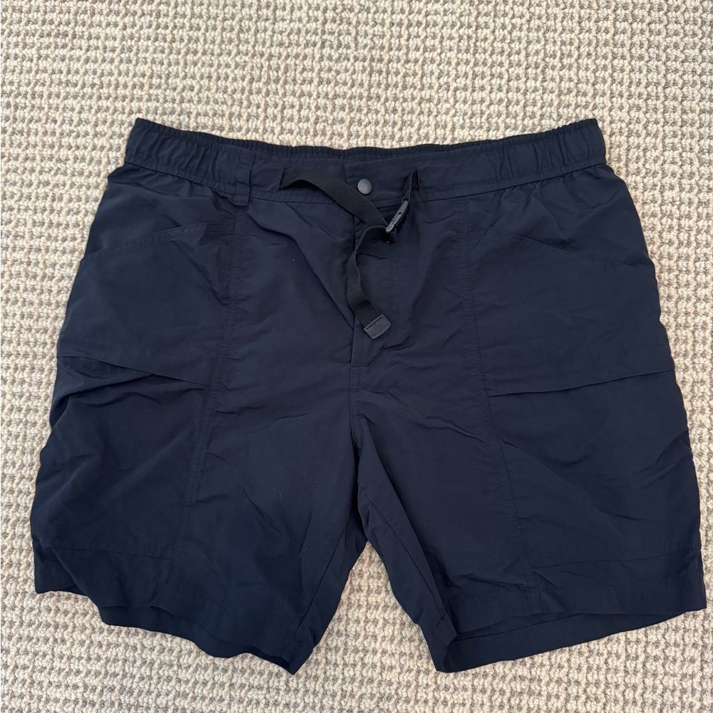 Eddie Bauer Men’s ripstop tech shorts - Large